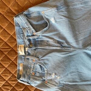 Universal Thread Light Blue Denim Jeans